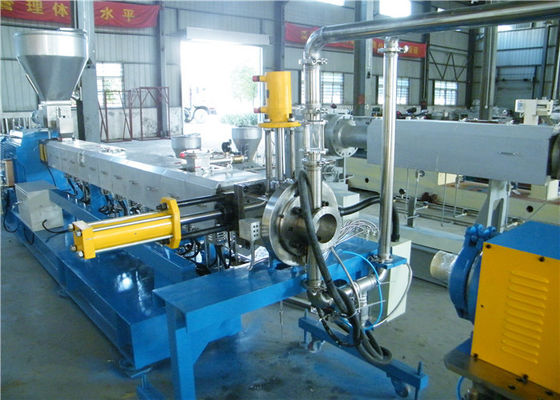 China 65mm de Industriële Twee Machine van de Schroefextruder voor Thermoplast het Samenstellen leverancier