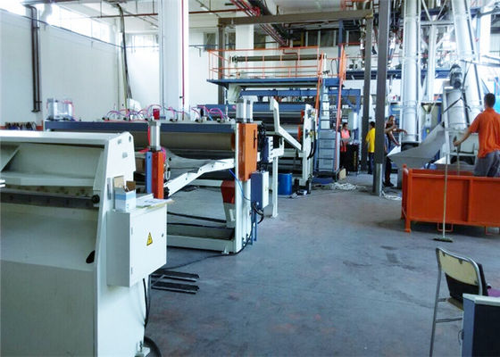 China 700kw HDPE de Plastic Lijn van de Bladuitdrijving met Automatisch het Voeden Systeem 3000kg/hr leverancier