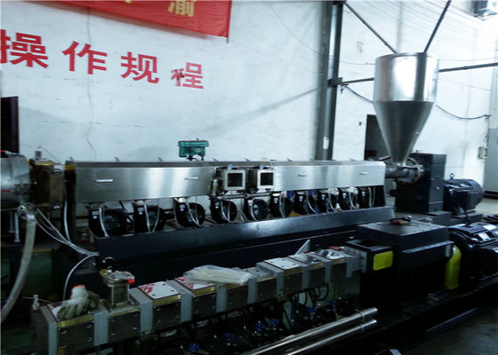 China 800kg/hr kies Schroefextruder met Bundel uit die Systeem voor PE Vlokken Recycling pelletiseren leverancier