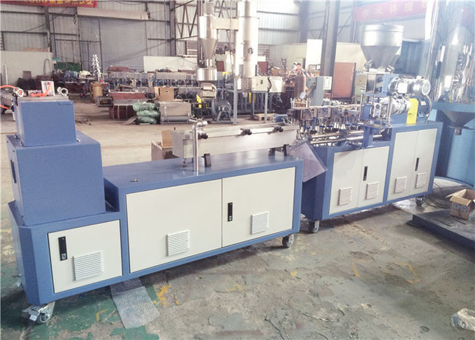 De dubbele Machine van de de Schaalextruder van het Schroeflaboratorium met hoogst Efficiënte Output 5-10kg/hr